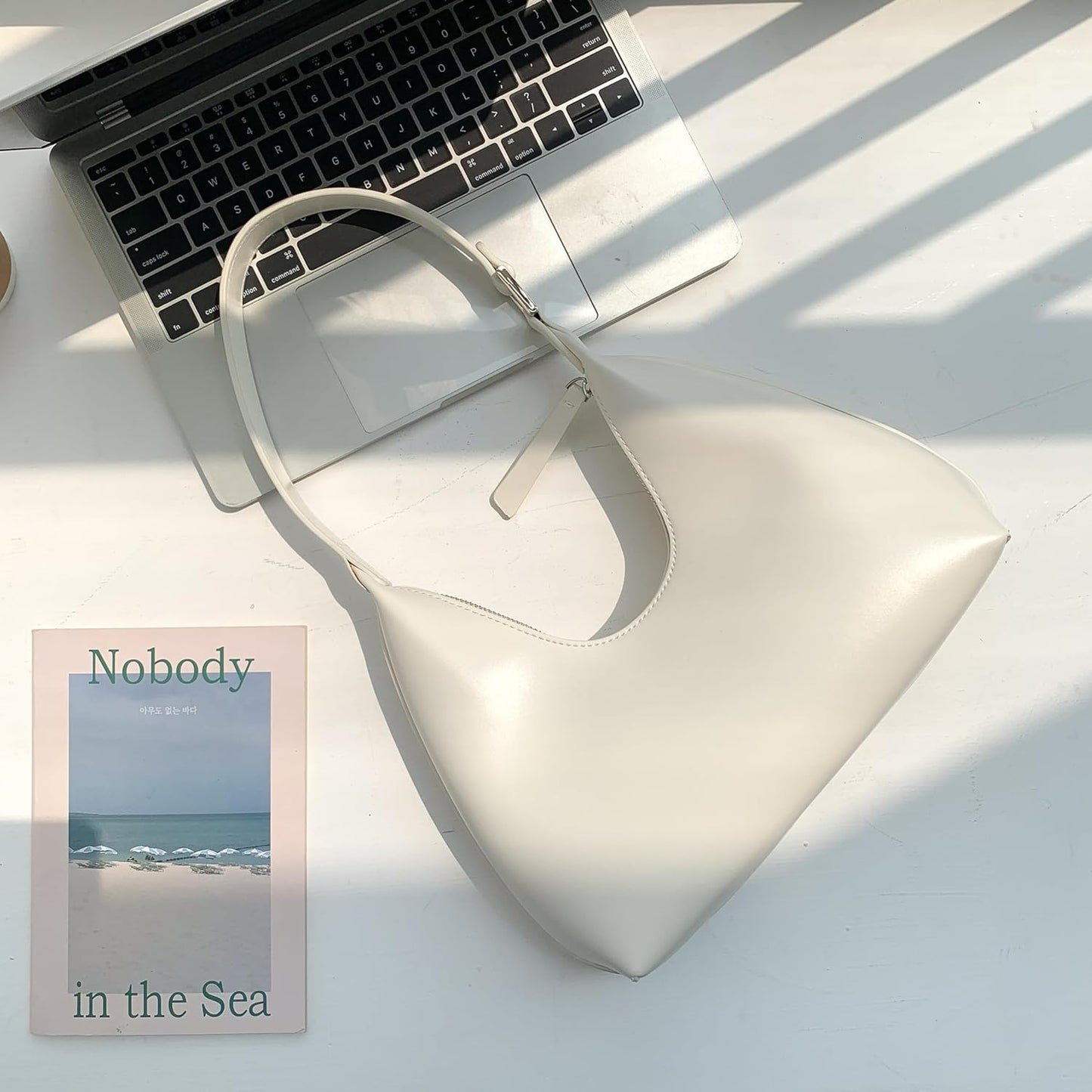 Nuevo Shoulder Bag