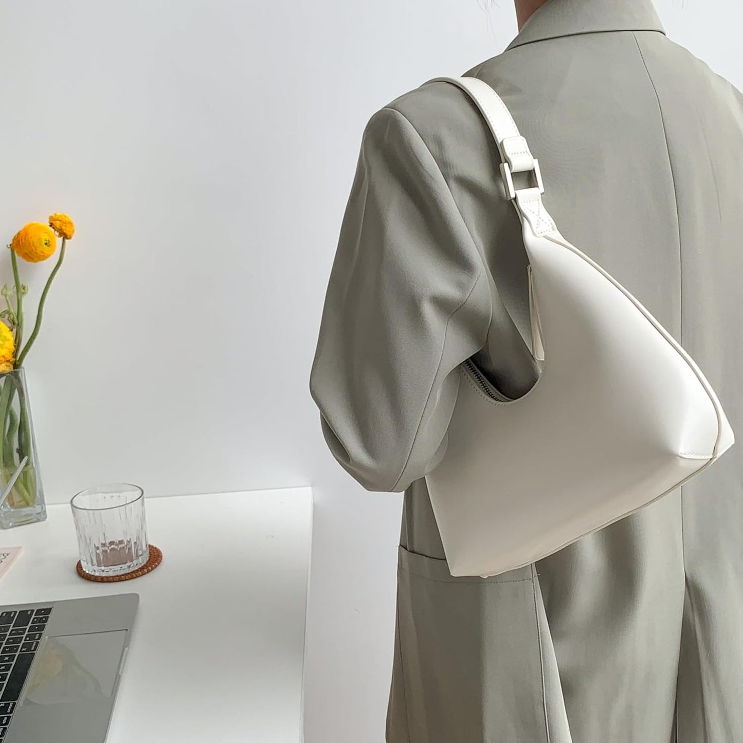 Nuevo Shoulder Bag