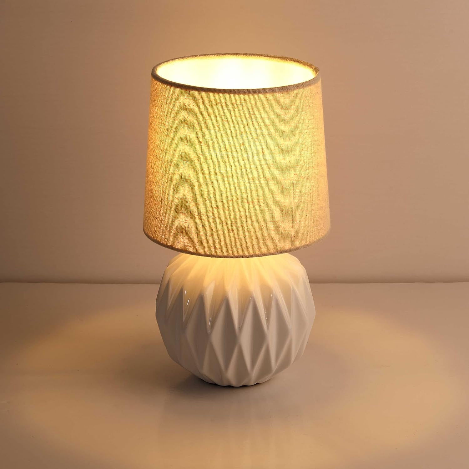 White Ceramic Table Lamp 