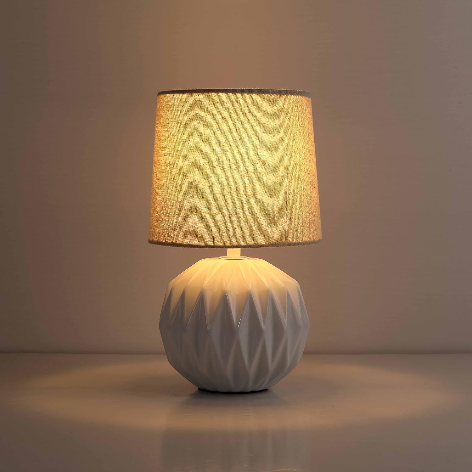 White Ceramic Table Lamp 