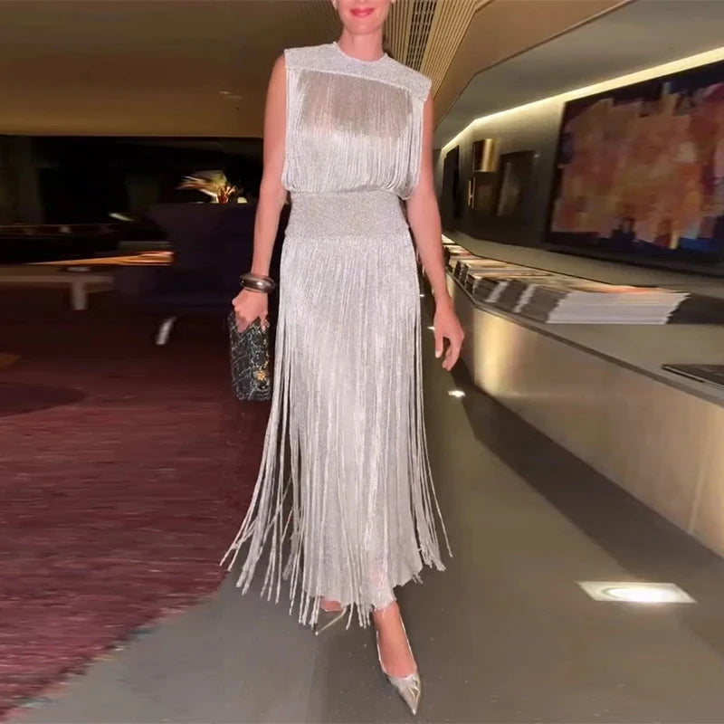 Elegant Vintage Sequin Tassel Evening Dress for Women - Sleeveless O-Neck High Waist Long Gown for Chic Parties 2025