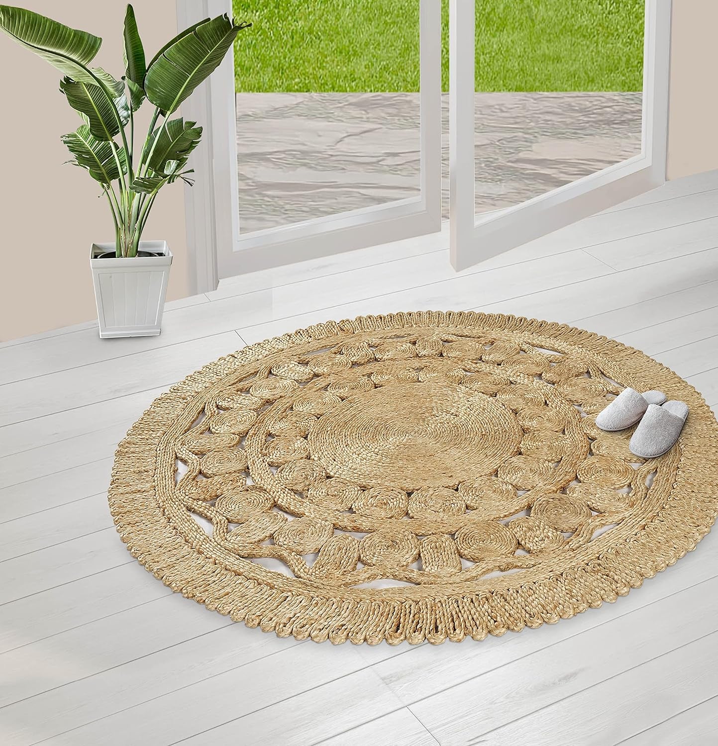 Handwoven Jute Round Area Rug 